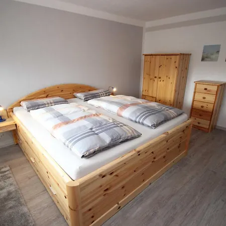 Kranichhof Apartment *