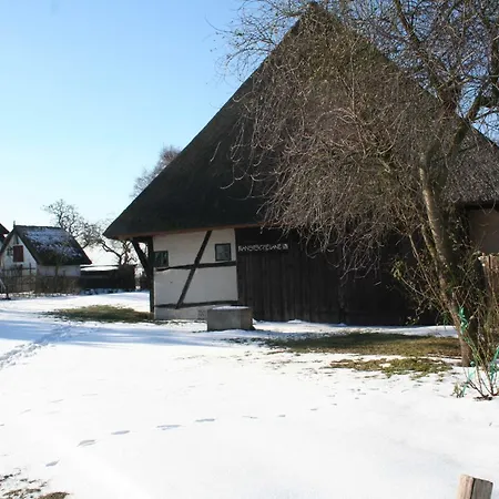 Kranichhof Apartment *